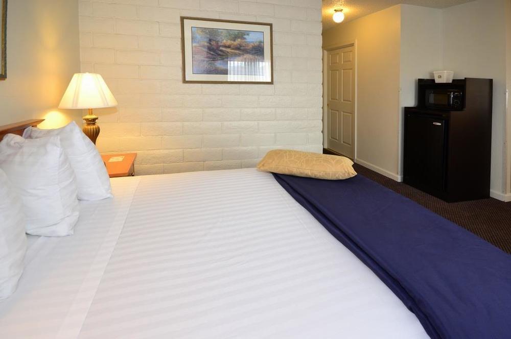 Trailside Inn Alturas Room photo