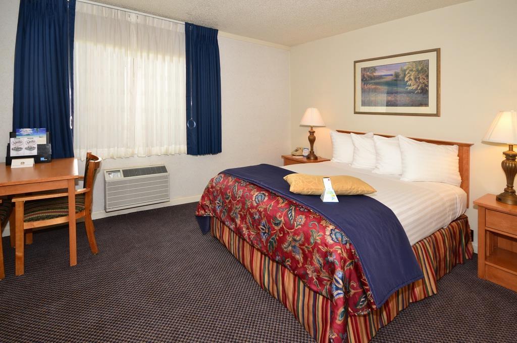Trailside Inn Alturas Room photo