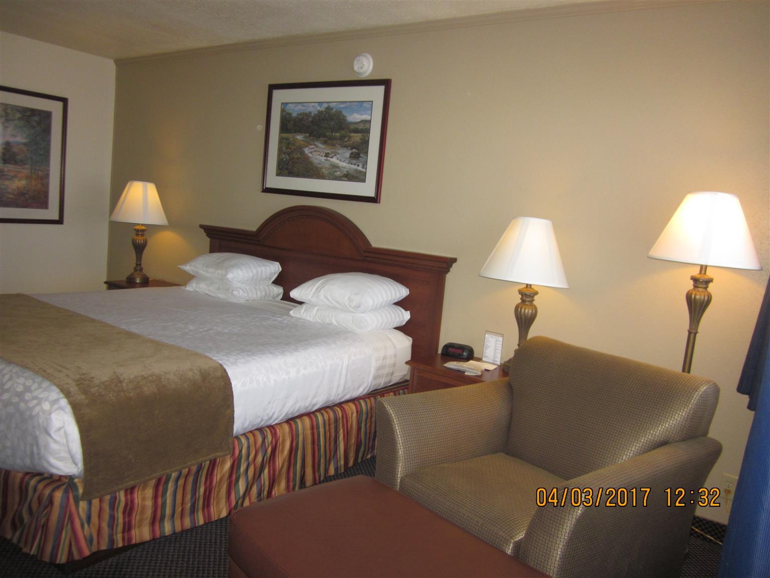 Trailside Inn Alturas Exterior photo